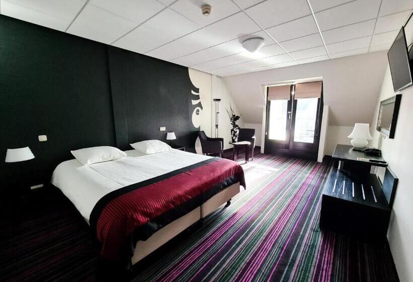 Номер Deluxe Кровать Кинг, De Schout