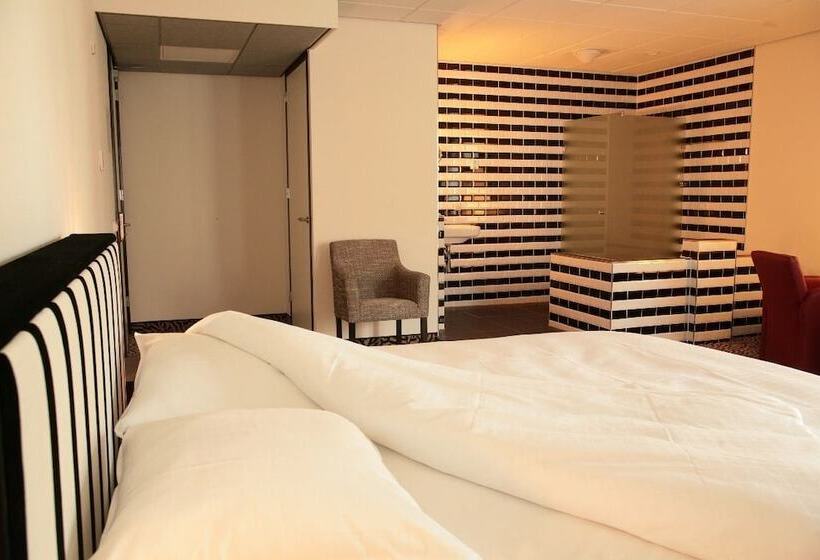 Номер Deluxe, De Schout