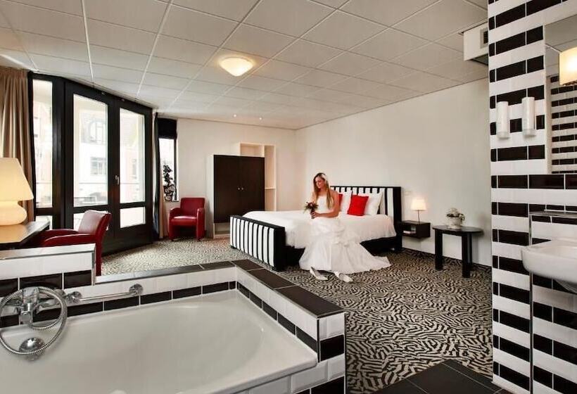 Номер Deluxe, De Schout