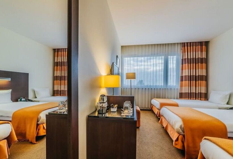 스탠다드 트리플 룸, Desilva Warszawa Piaseczno