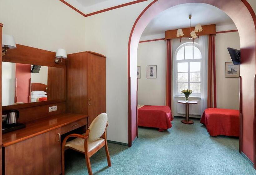 غرفة ديلوكس, Dom Muzyka