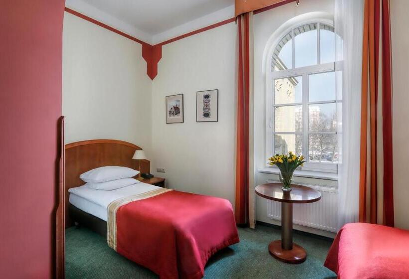 غرفة ديلوكس, Dom Muzyka