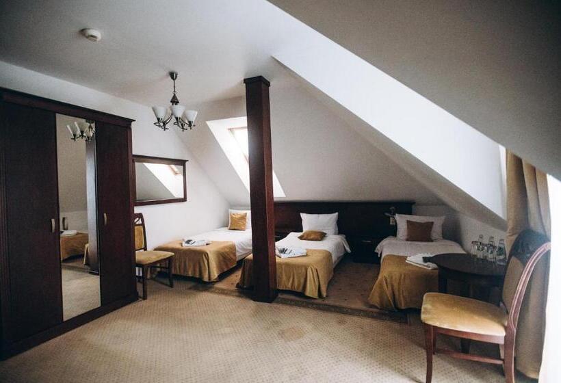 Номер Стандарт Трехместный, Dworek Magnat