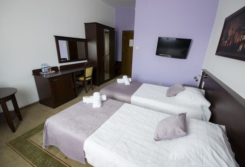 Номер Стандарт, Dworek Magnat