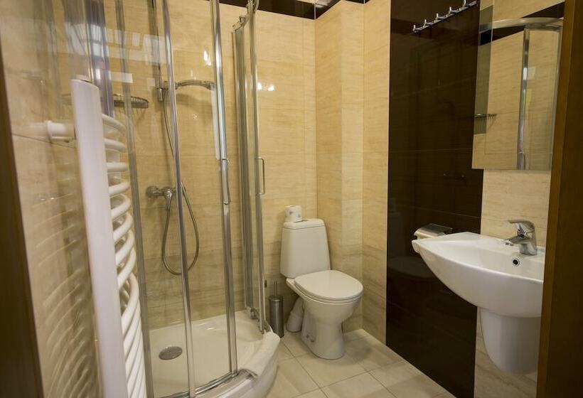 Номер Стандарт, Dworek Magnat