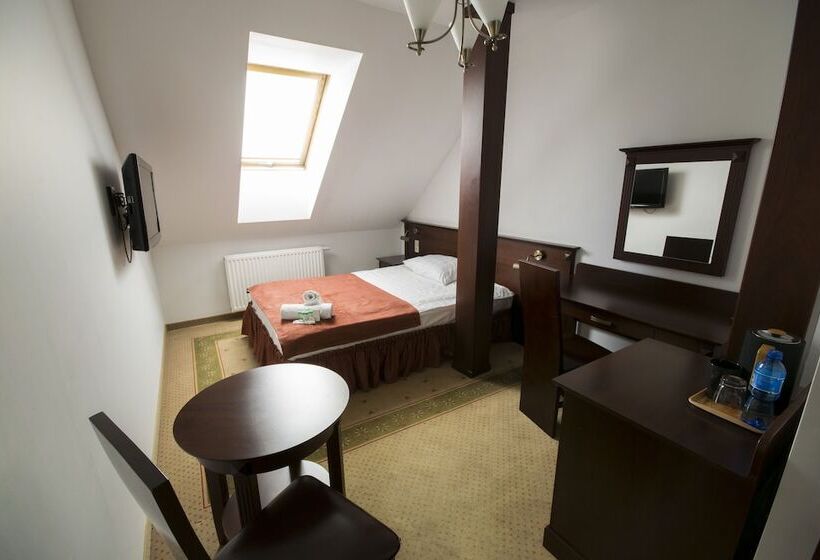 Номер Стандарт Индивидуальный, Dworek Magnat