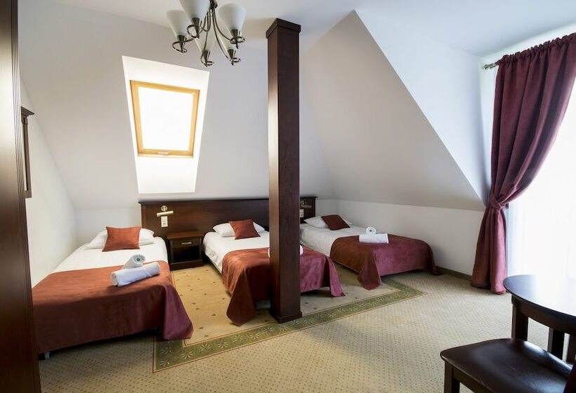 Номер Стандарт Трехместный, Dworek Magnat