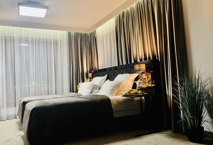 חדר סופריור, Fado