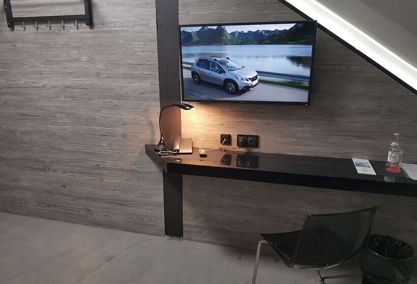 חדר סטנדרט יחיד, Fado