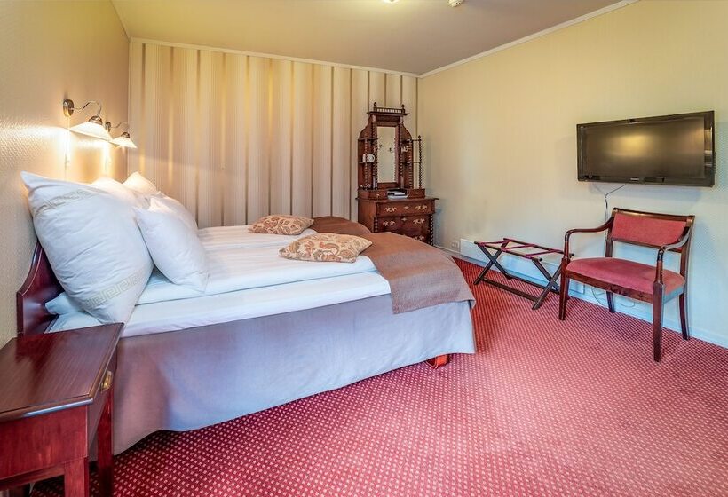 غرفة قياسية, Kronen Gaard