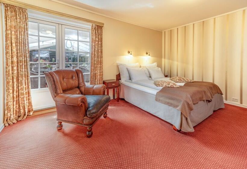 غرفة قياسية, Kronen Gaard