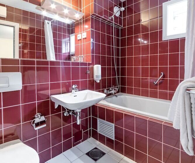 غرفة قياسية فردية, Kronen Gaard