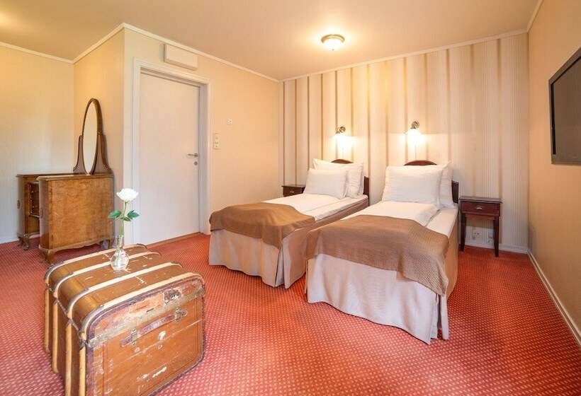 غرفة قياسية, Kronen Gaard