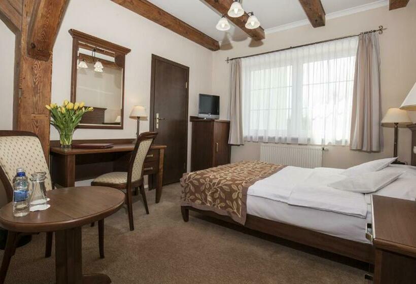 اتاق استاندارد یک نفره, Lubicz