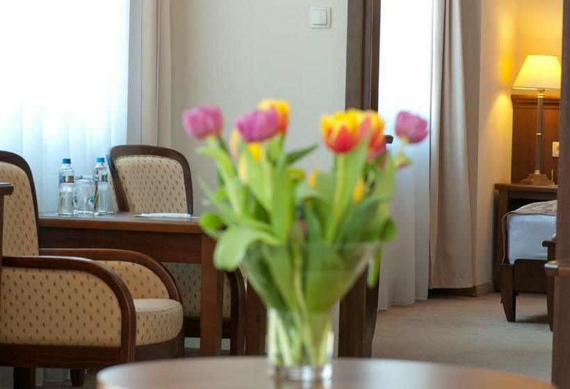 اتاق استاندارد, Lubicz