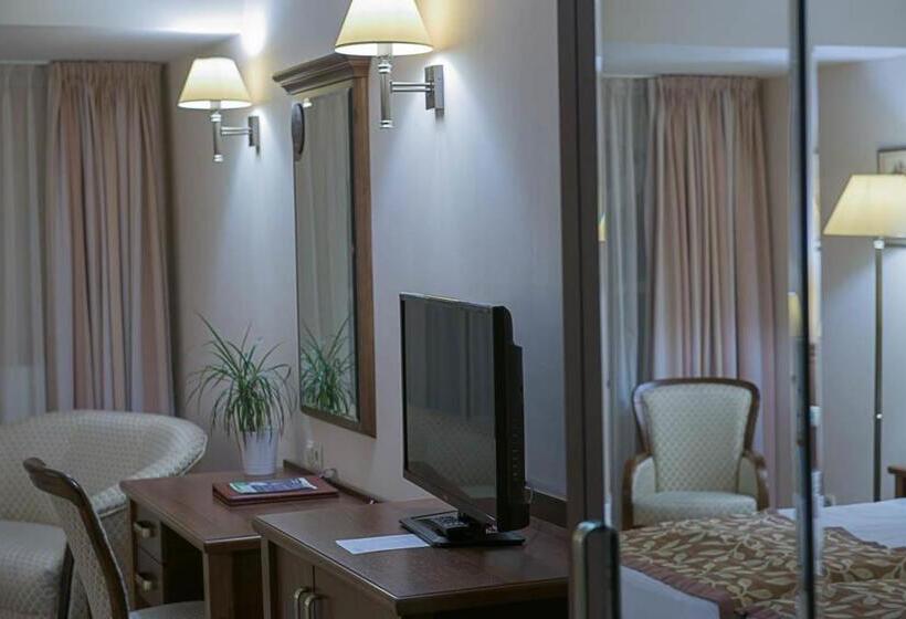 اتاق استاندارد, Lubicz