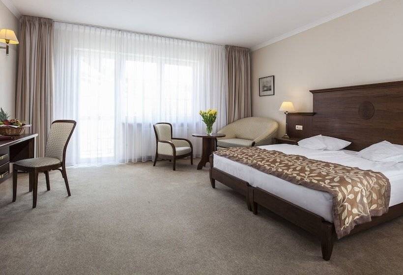 اتاق لوکس, Lubicz