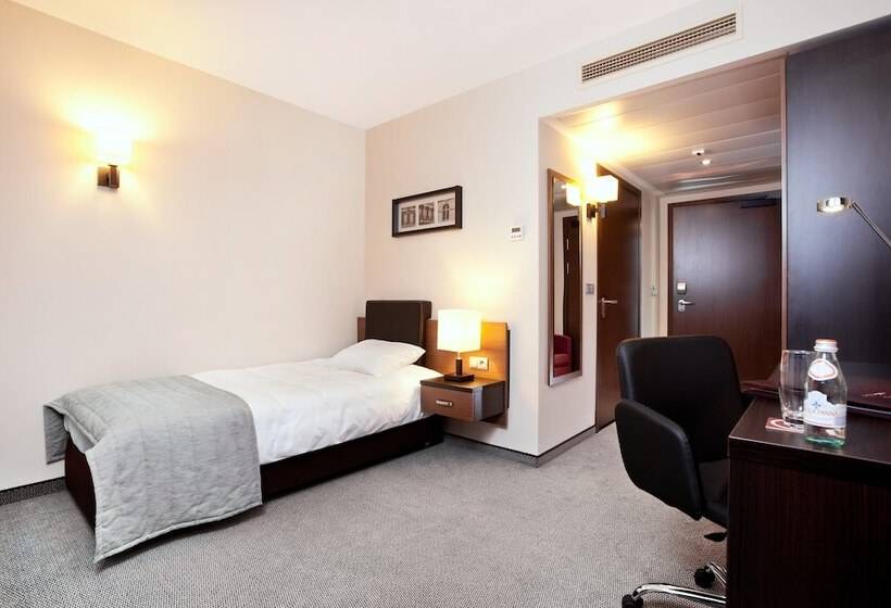 اتاق استاندارد یک نفره, Qubus Hotel Bielsko Biała