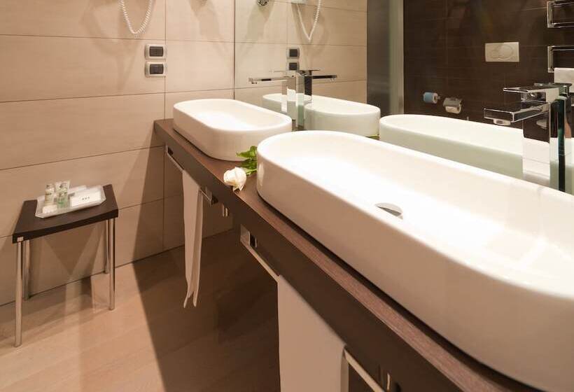 סוויטת ג'וניור, Rmh Modena Des Arts