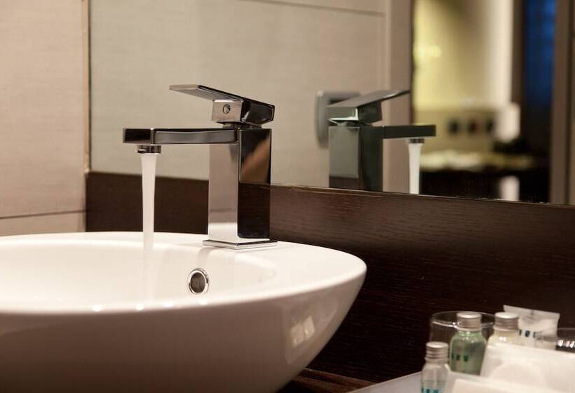 חדר אקזקיוטיב, Rmh Modena Des Arts