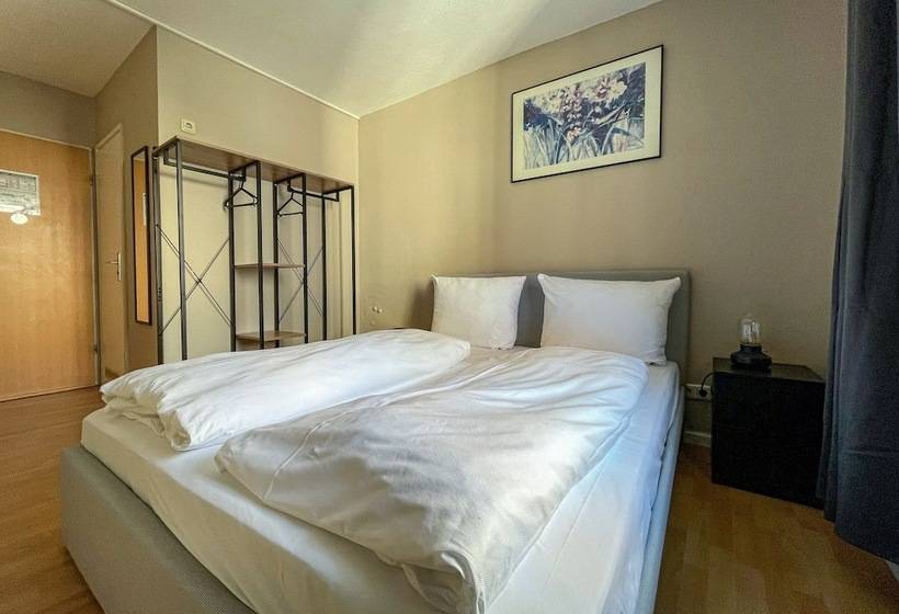 Quarto Estandar, Sendlinger Tor