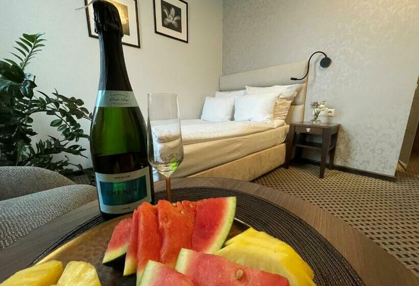 اتاق لوکس یک تخته, Silvia Gold Gliwice