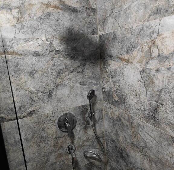 اتاق استاندارد, Star