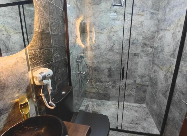 اتاق استاندارد, Star