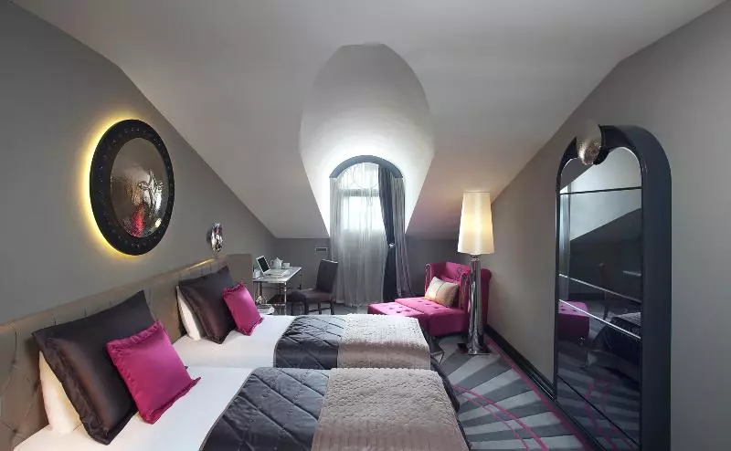 اتاق استاندارد, Sura Design Hotel & Suites