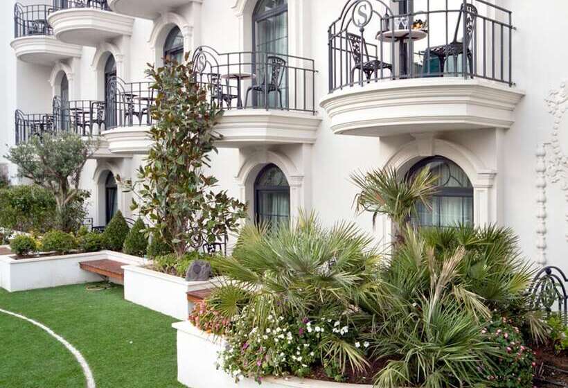 اتاق استاندارد, Sura Design Hotel & Suites