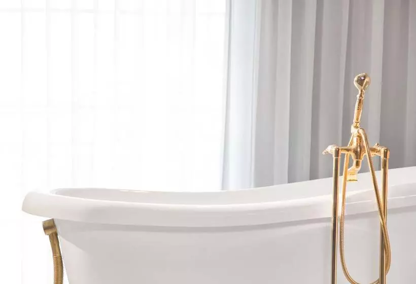 اتاق استاندارد, Sura Design Hotel & Suites