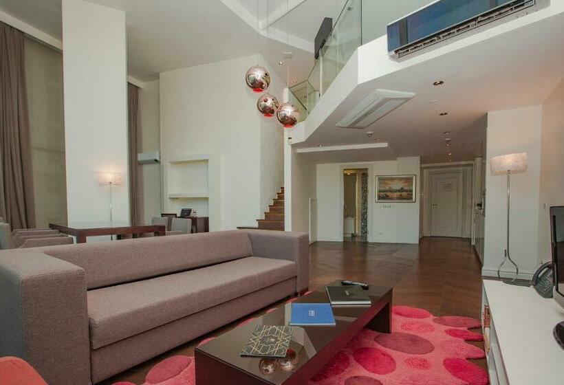 メゾネットスイート, The Elysium Taksim