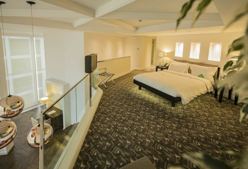 メゾネットスイート, The Elysium Taksim