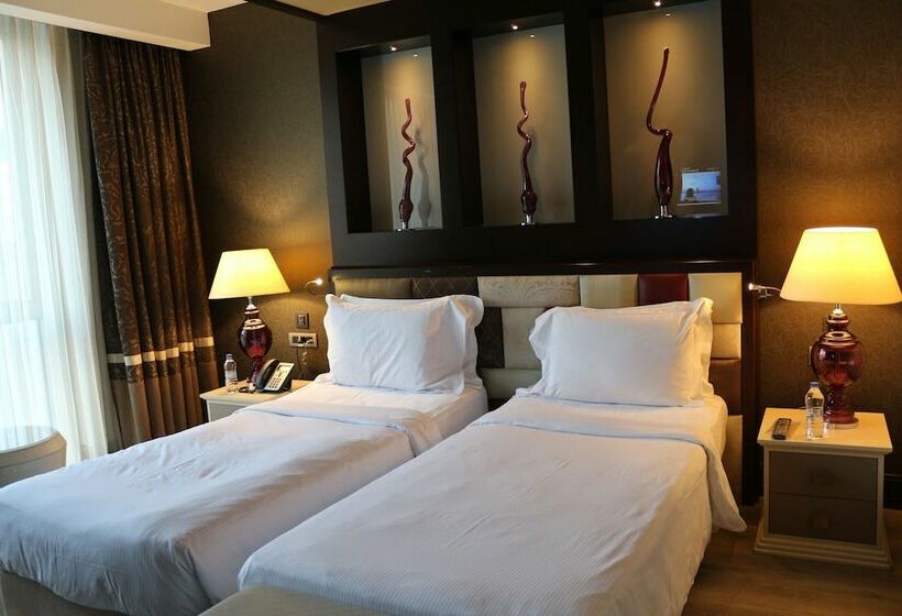 デラックスルーム, The Elysium Taksim