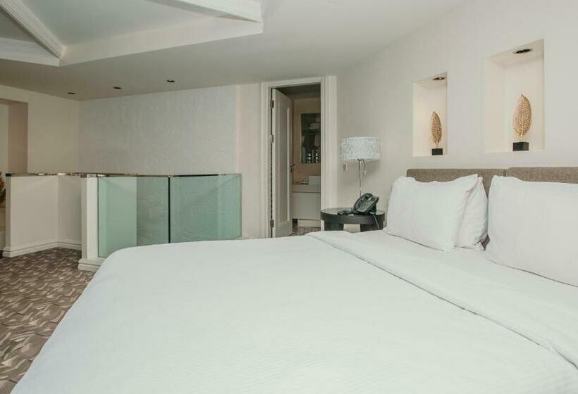 スーペリアースイート, The Elysium Taksim