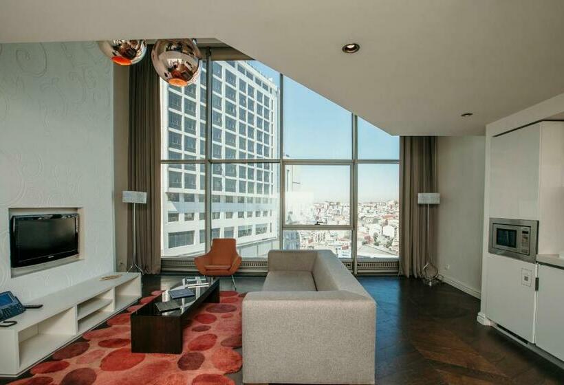 スーペリアースイート, The Elysium Taksim