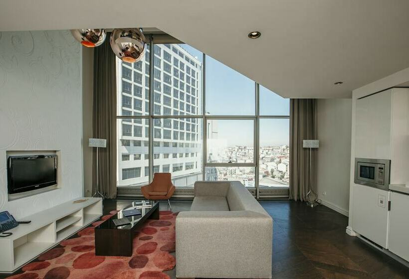 スーペリアースイート, The Elysium Taksim