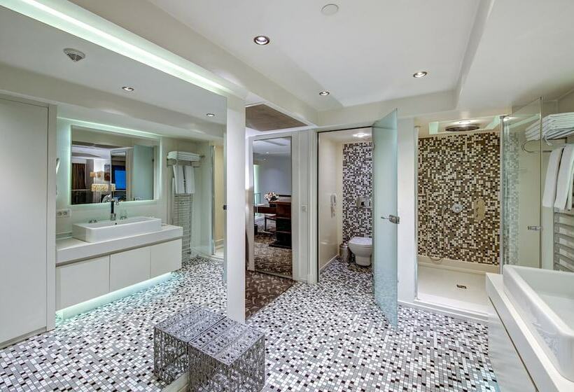 スーペリアースイート, The Elysium Taksim