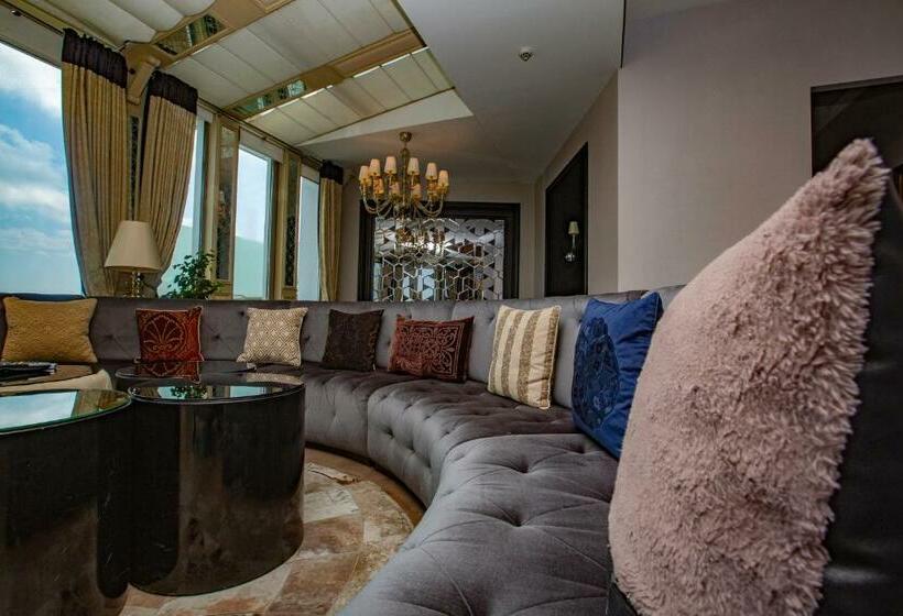 ペントハウスルーム, The Elysium Taksim