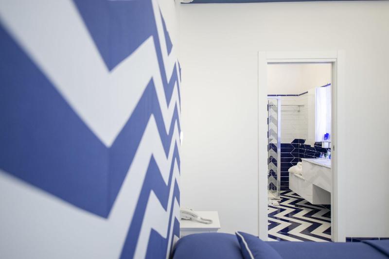 オーシャンビュージュニアスイート, Villa Maria Pia