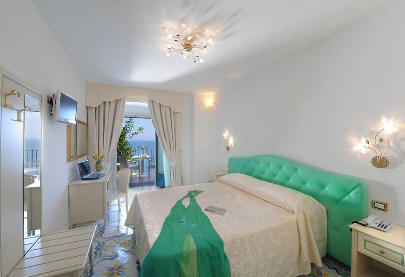 オーシャンビュースーペリアールーム, Villa Maria Pia