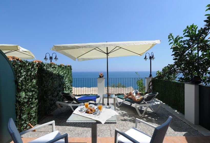 オーシャンビューデラックスルーム, Villa Maria Pia