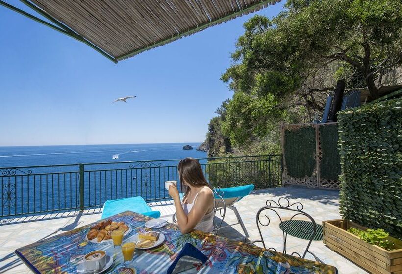 オーシャンビュージュニアスイート, Villa Maria Pia