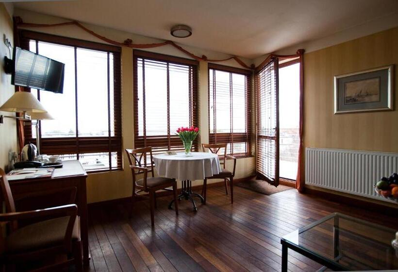 سوییت, Willa Lubicz