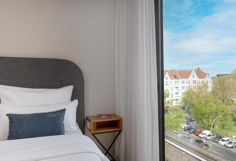 キングサイズベッドのスタンダードルーム, June Six Hotel Berlin City West