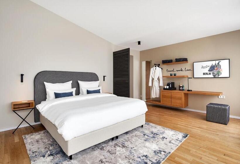 バルコニー付きデラックスルーム, June Six Hotel Berlin City West