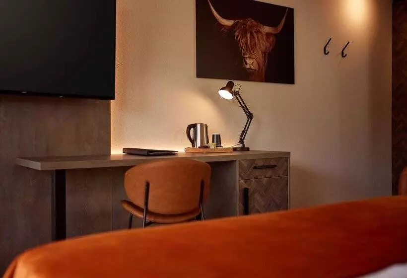 コンフォートルーム, Van Der Valk Hotel Dennenhof