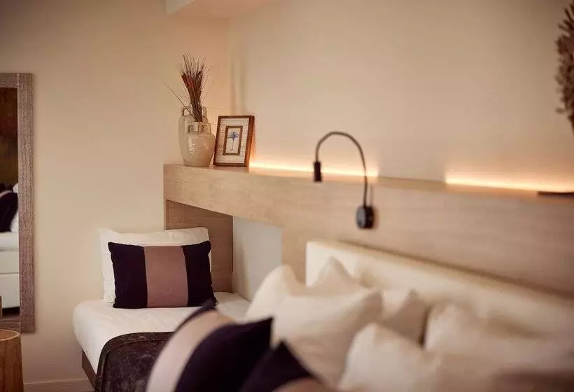 スーペリアトリプルルーム, Van Der Valk Hotel Dennenhof