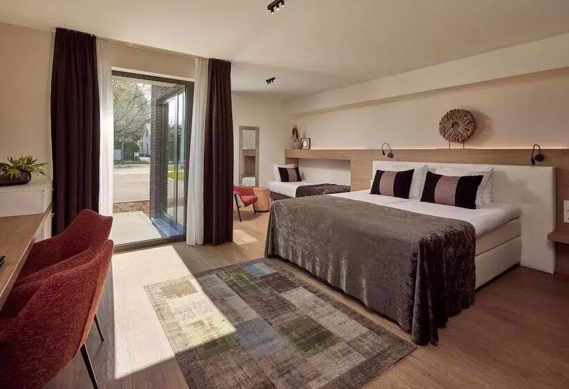 スーペリアトリプルルーム, Van Der Valk Hotel Dennenhof
