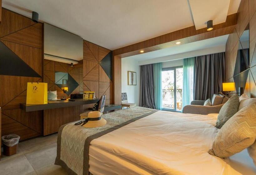 标准间侧面带海景, Tui Magic Life Bodrum   Adults Only